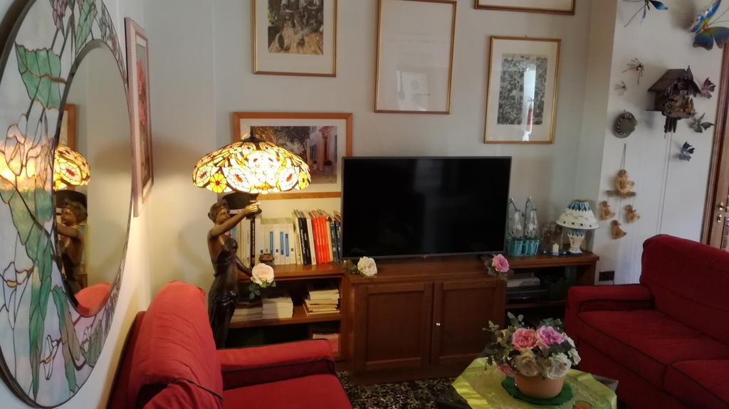 Albergo Le Rose Пистойя Экстерьер фото